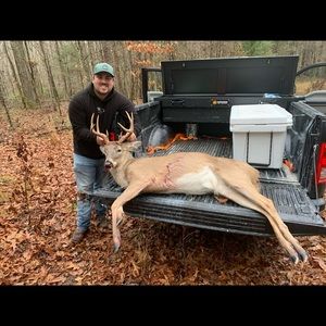 Meet your Posher, Logan